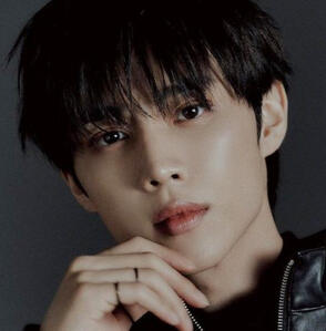 KIM SUNWOO